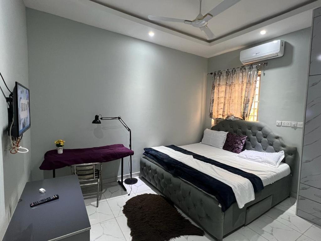 Fowaa Lux Bed & Breakfast Tema Luaran gambar