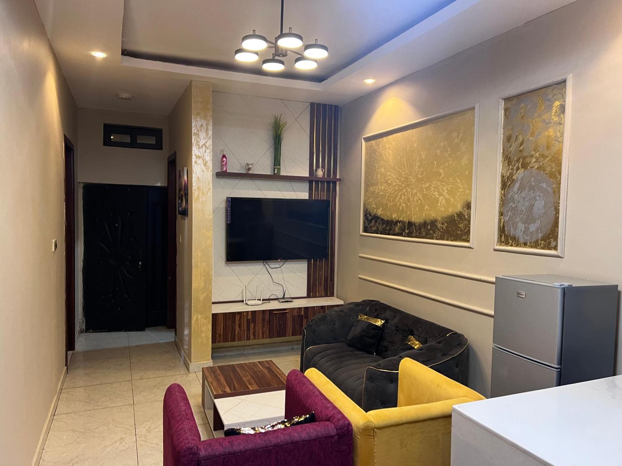 Fowaa Lux Bed & Breakfast Tema Luaran gambar